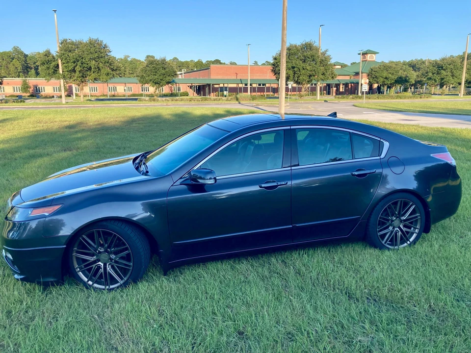 2013 Acura TL 4th Gen - Image 9 of 31