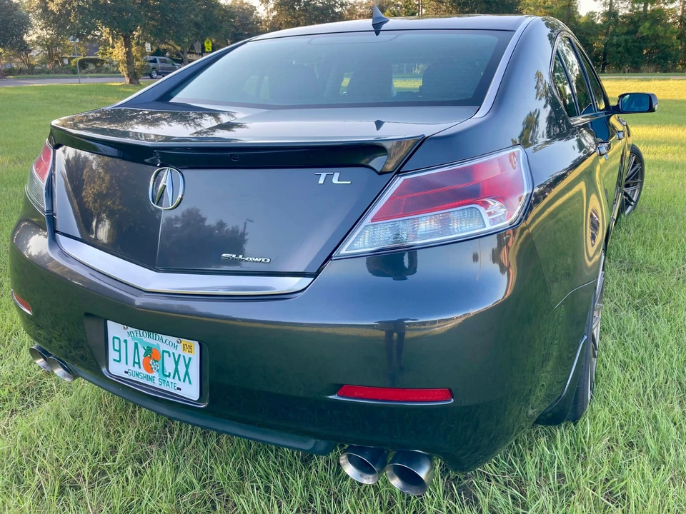 2013 Acura TL 4th Gen - Image 11 of 31