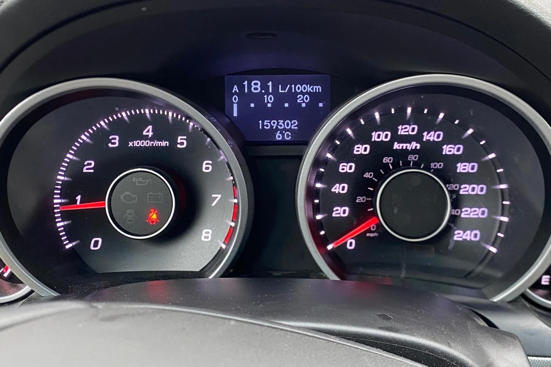 2013 Acura TL 4th Gen - Image 28 of 31