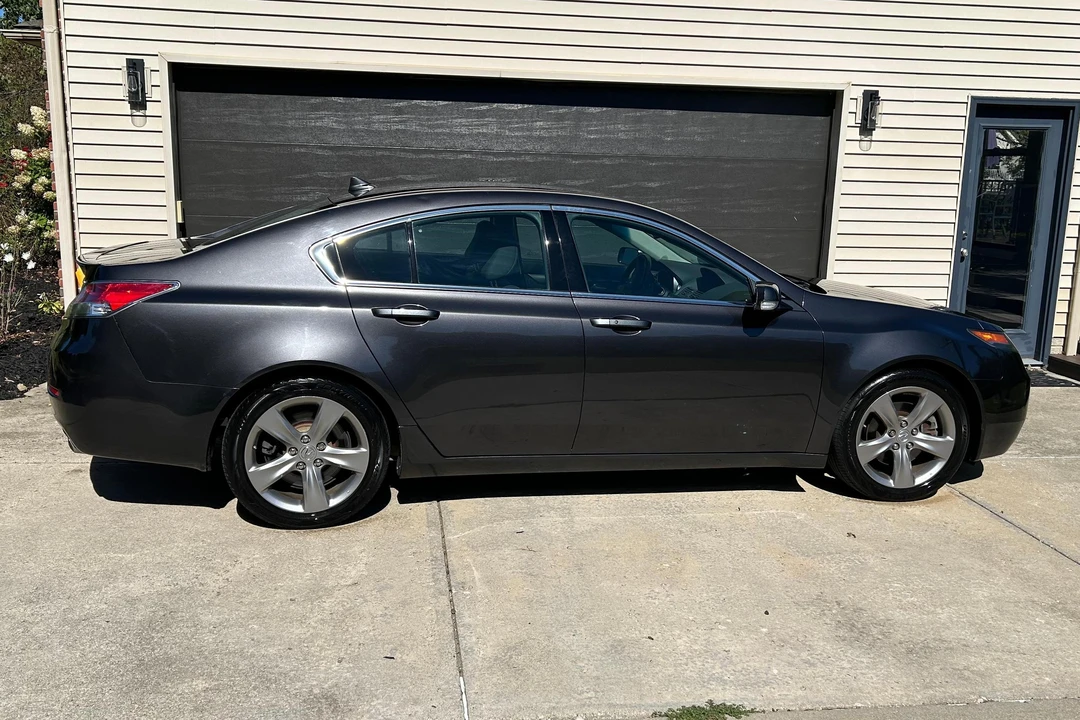 2013 Acura TL 4th Gen - Image 17 of 31