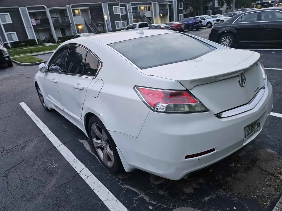 2013 Acura TL 4th Gen - Image 10 of 20