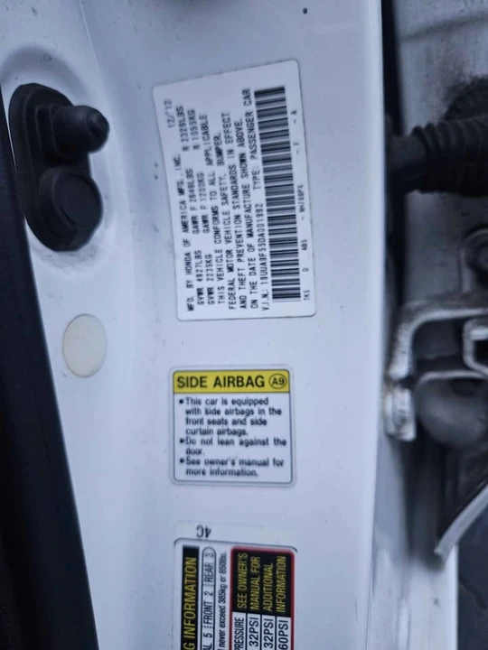 2013 Acura TL 4th Gen - Image 16 of 20