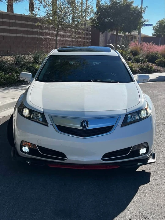 2013 Acura TL 4th Gen - Image 2 of 10