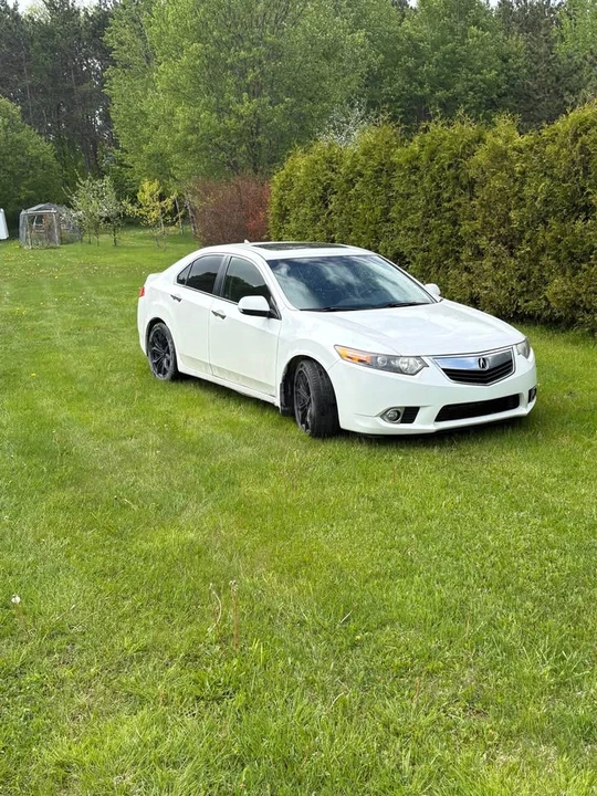 2013 Acura TSX 2nd Gen - Image 4 of 11