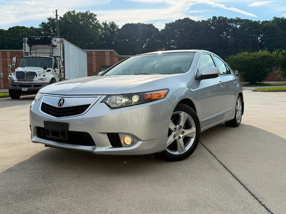 2013 Acura TSX 2nd Gen - Image 16 of 21