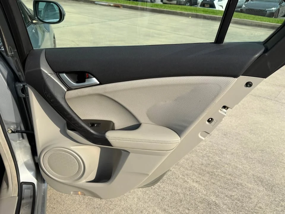 2013 Acura TSX 2nd Gen - Image 10 of 21