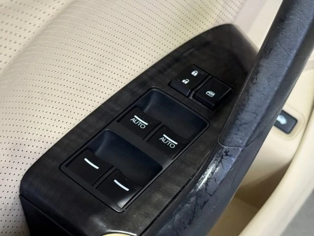 2013 Acura TSX 2nd Gen - Image 19 of 21