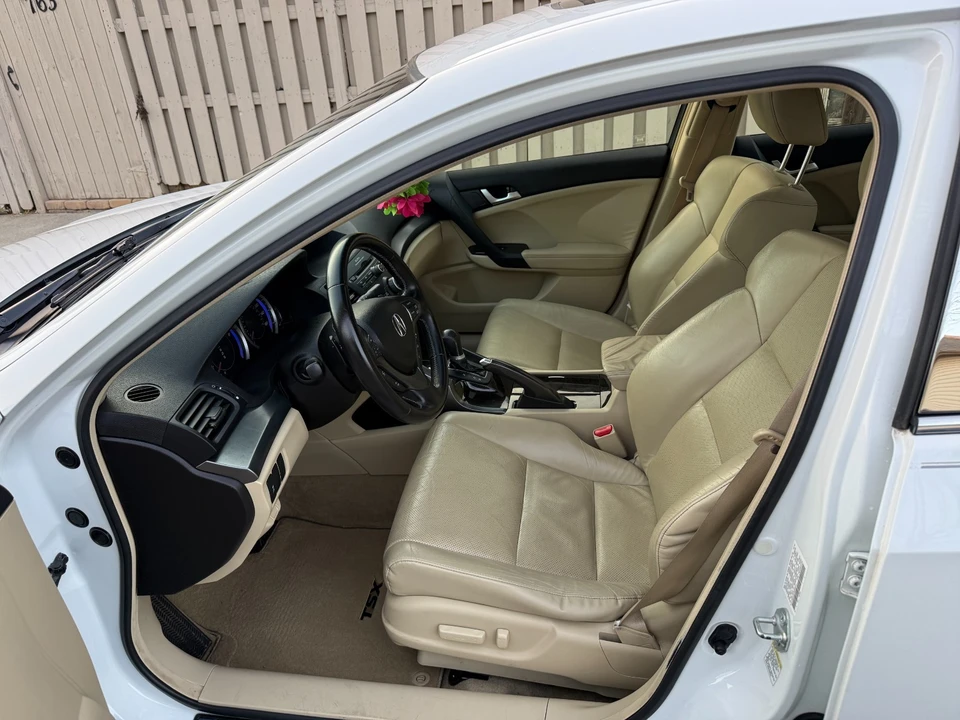 2013 Acura TSX 2nd Gen - Image 12 of 20