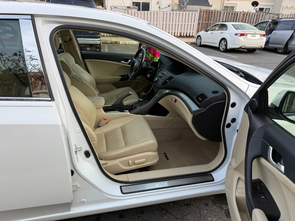 2013 Acura TSX 2nd Gen - Image 10 of 20