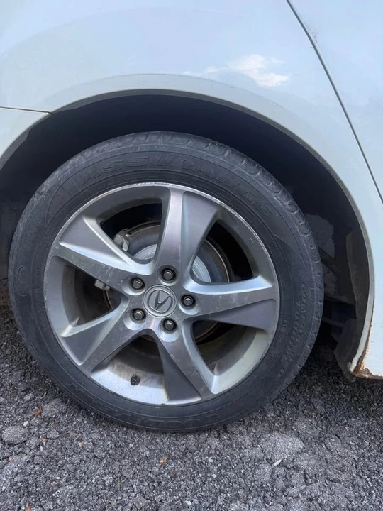2013 Acura TSX 2nd Gen - Image 5 of 6