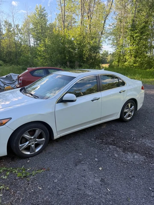 2013 Acura TSX 2nd Gen - Image 2 of 6