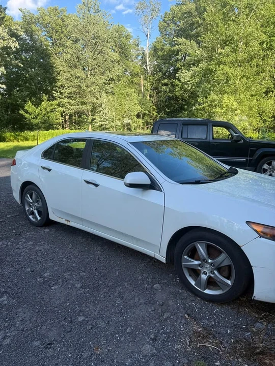 2013 Acura TSX 2nd Gen - Image 4 of 6