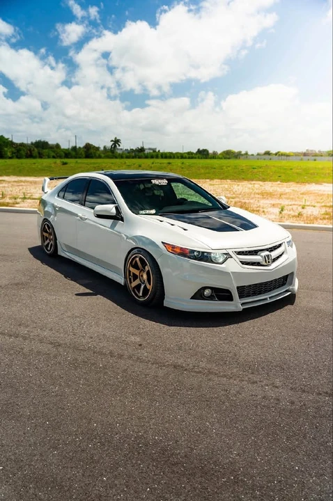 2013 Acura TSX 2nd Gen - Image 6 of 16