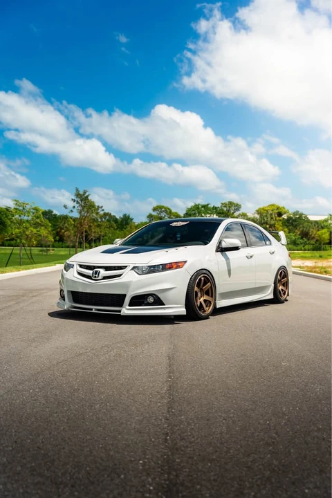 2013 Acura TSX 2nd Gen - Image 12 of 16