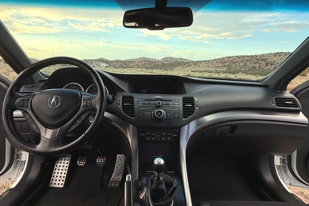 2013 Acura TSX 2nd Gen - Image 29 of 31