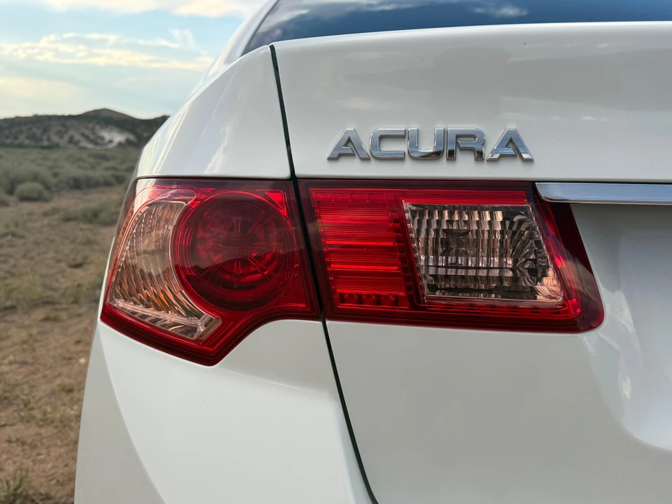 2013 Acura TSX 2nd Gen - Image 19 of 31