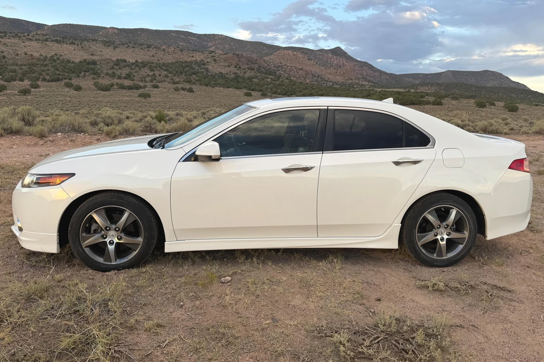 2013 Acura TSX 2nd Gen - Image 3 of 31