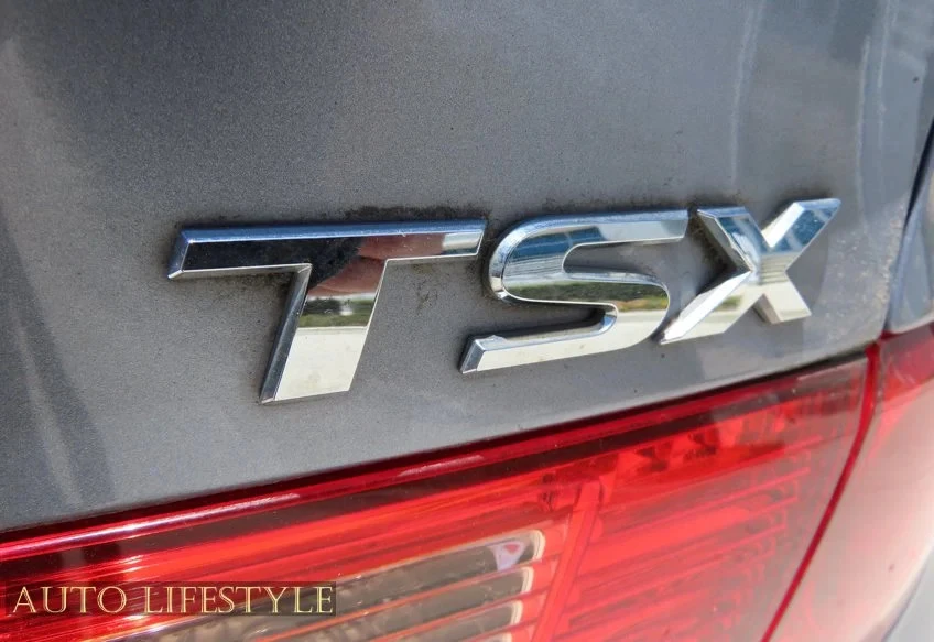 2013 Acura TSX 2nd Gen - Image 16 of 31
