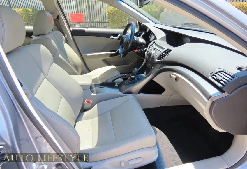 2013 Acura TSX 2nd Gen - Image 24 of 31