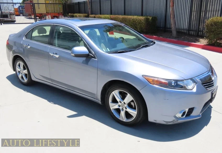 2013 Acura TSX 2nd Gen - Image 2 of 31