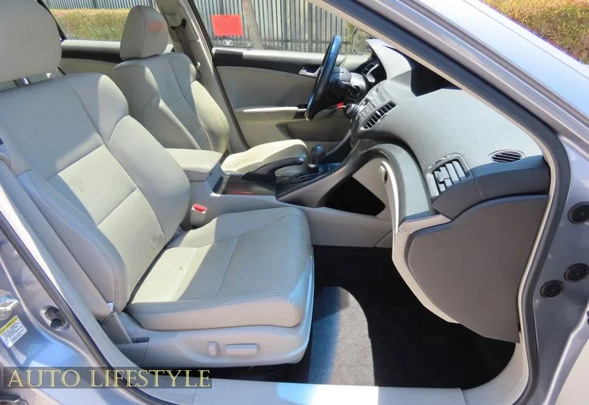 2013 Acura TSX 2nd Gen - Image 23 of 31