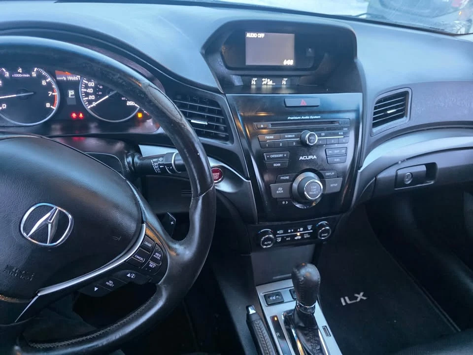 2013 Acura ILX - Image 5 of 7