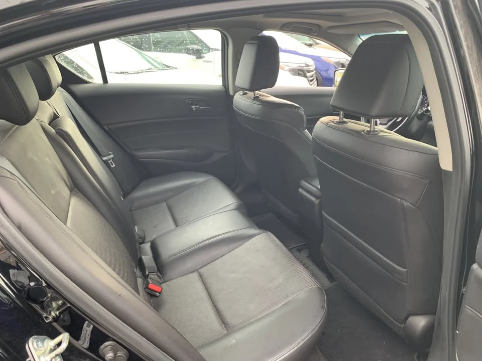 2013 Acura ILX - Image 5 of 15