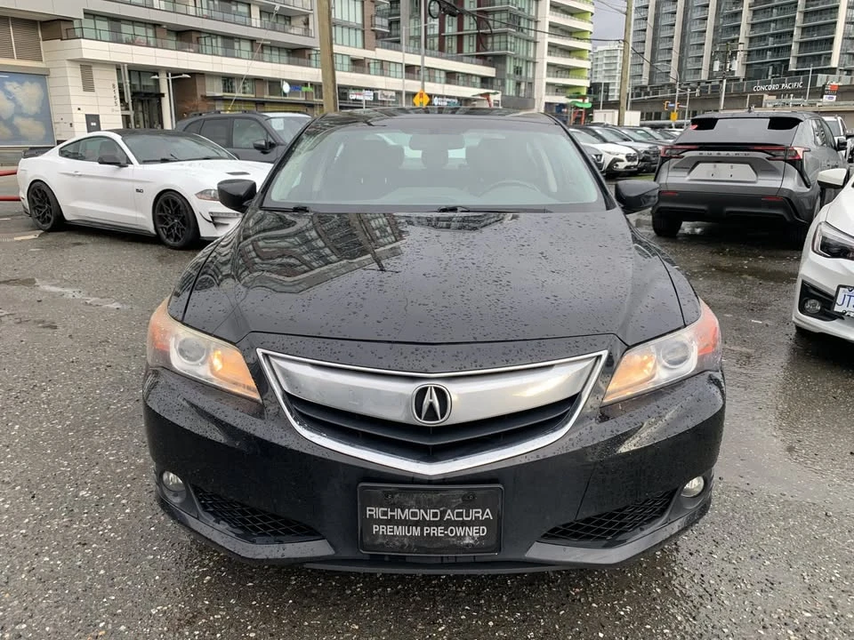2013 Acura ILX - Image 2 of 15