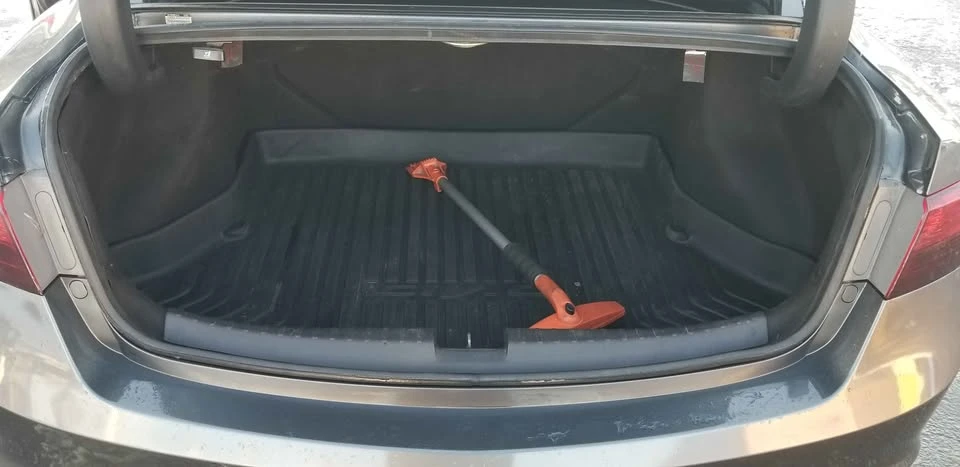 2013 Acura ILX - Image 8 of 18