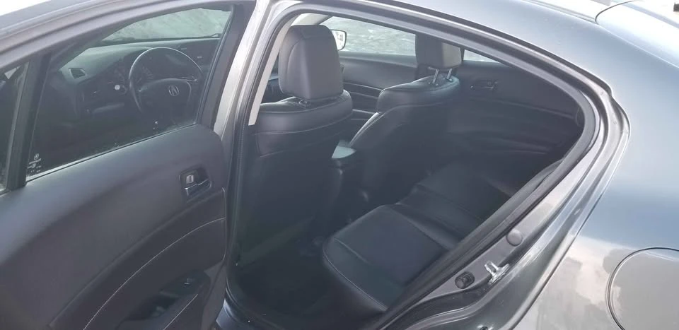 2013 Acura ILX - Image 9 of 18