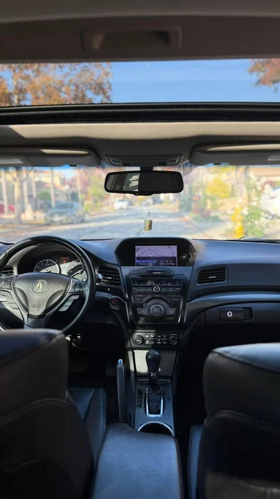 2013 Acura ILX - Image 11 of 13