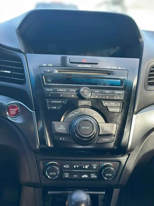 2013 Acura ILX - Image 8 of 11