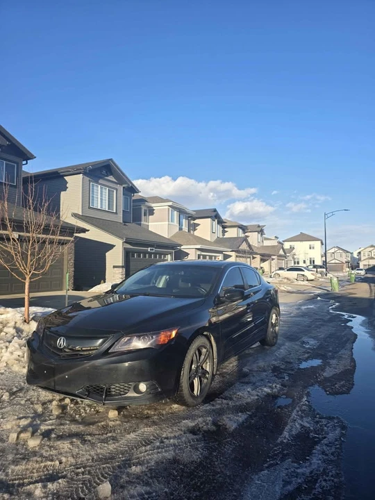 2013 Acura ILX - Image 2 of 11