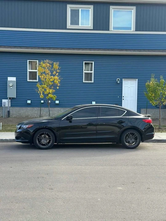 2013 Acura ILX - Image 6 of 11