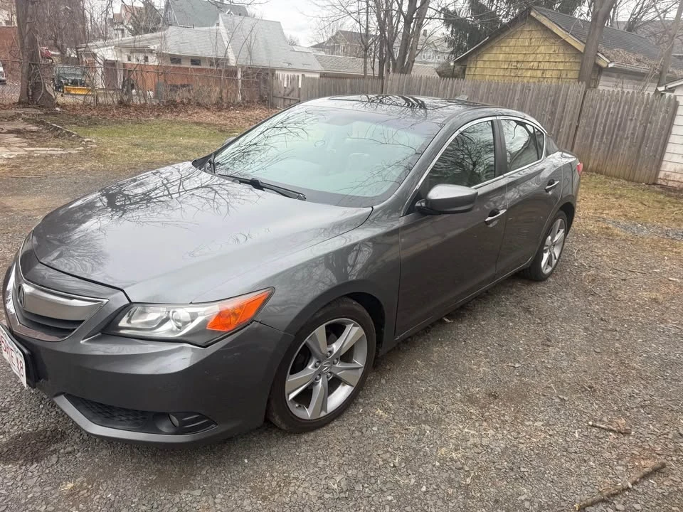 2013 Acura ILX - Image 2 of 4