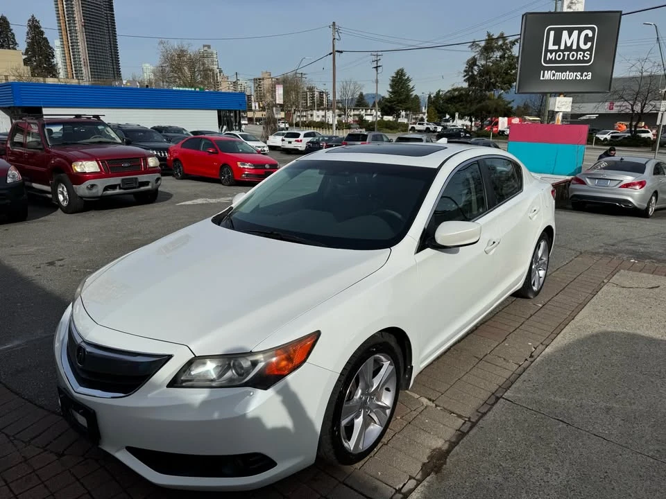 2013 Acura ILX - Image 2 of 8