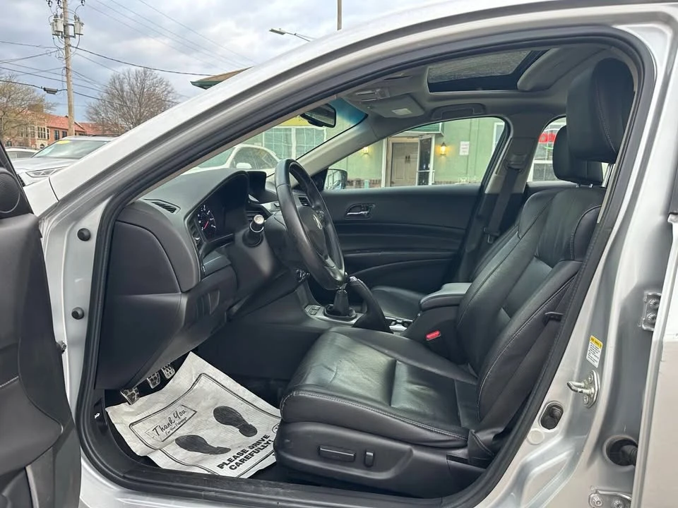 2013 Acura ILX - Image 9 of 18