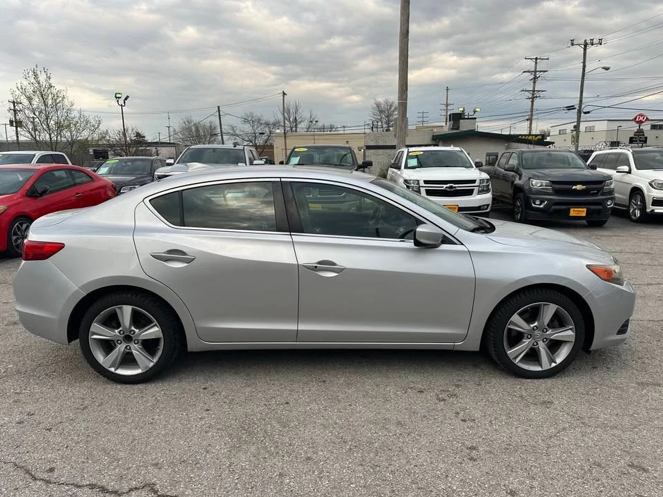 2013 Acura ILX - Image 6 of 18