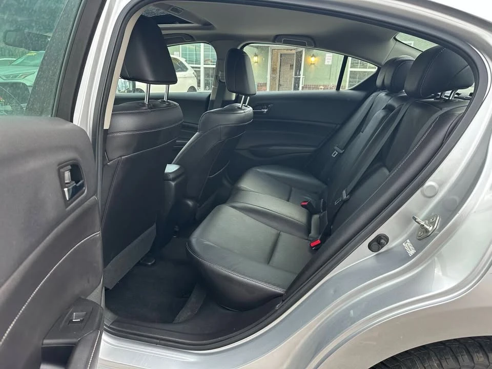 2013 Acura ILX - Image 10 of 18