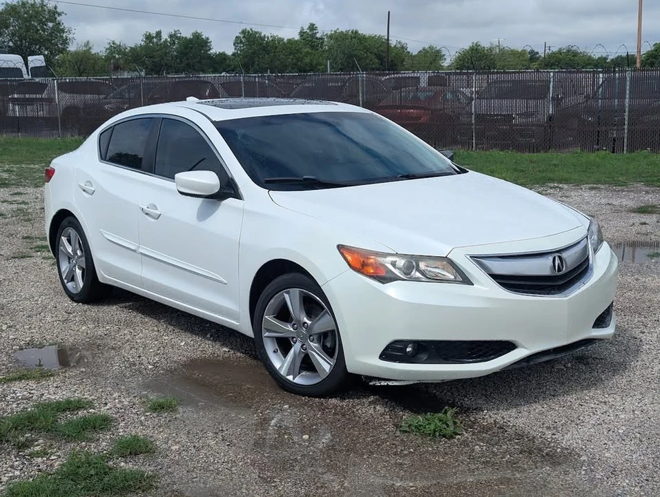 2013 Acura ILX - Image 4 of 8