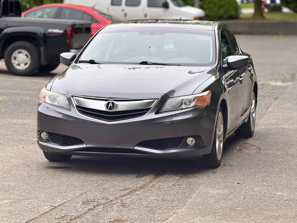 2013 Acura ILX - Image 2 of 16