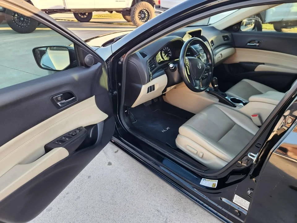 2013 Acura ILX - Image 6 of 13