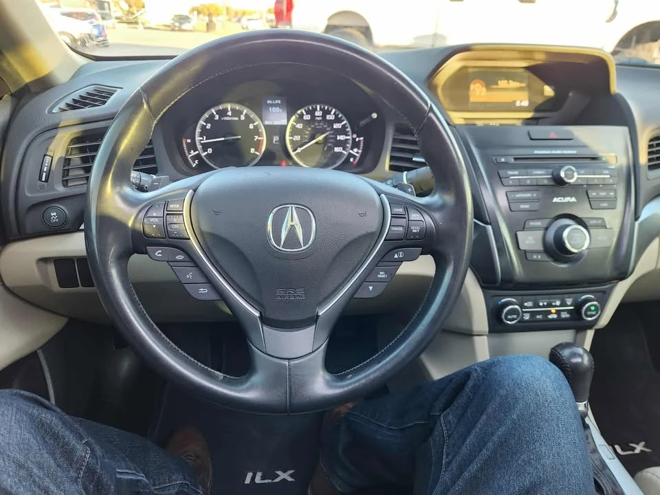 2013 Acura ILX - Image 11 of 13