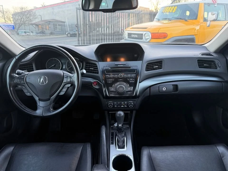 2013 Acura ILX - Image 12 of 20