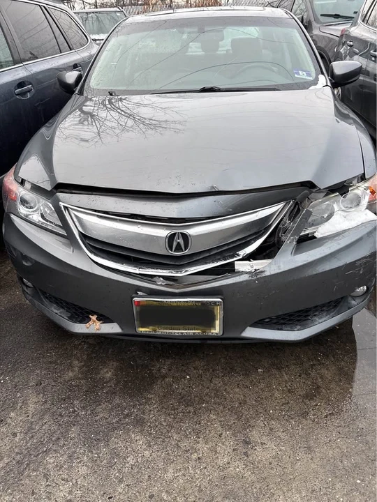 2013 Acura ILX - Image 2 of 5