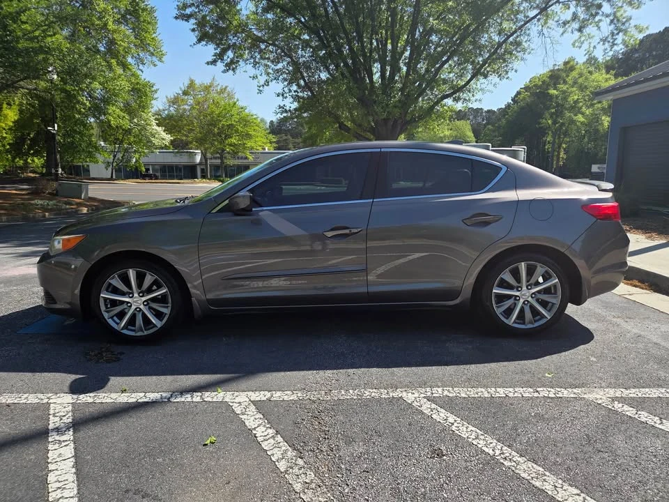 2013 Acura ILX - Image 9 of 20