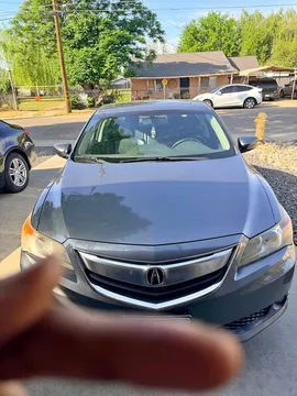 2013 Acura ILX 2.0L Sedan