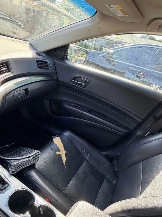 2013 Acura ILX - Image 8 of 10