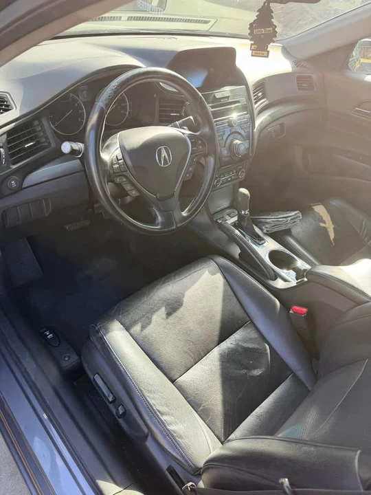 2013 Acura ILX - Image 6 of 10