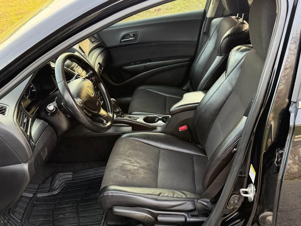 2013 Acura ILX - Image 9 of 11